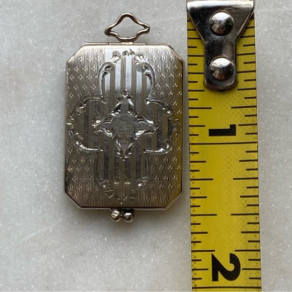 Antique Victorian Sterling Silver Locket - Picture 5 of 8